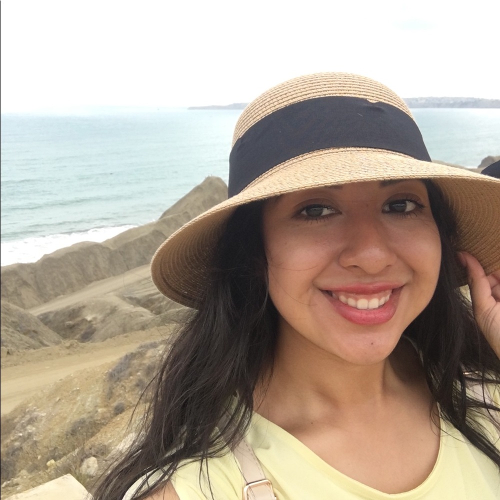 Meet your Posher, Tania